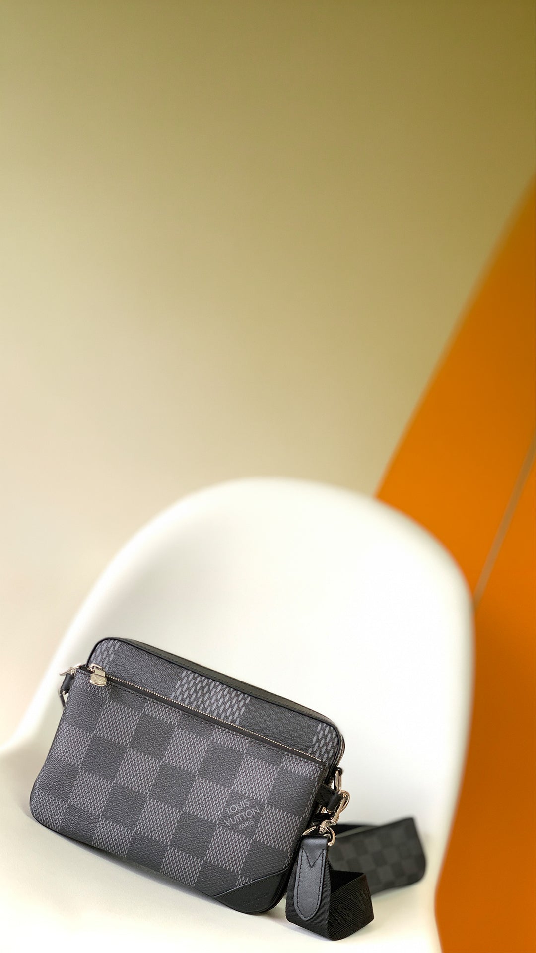 Louis Vuitton Studio Messenger