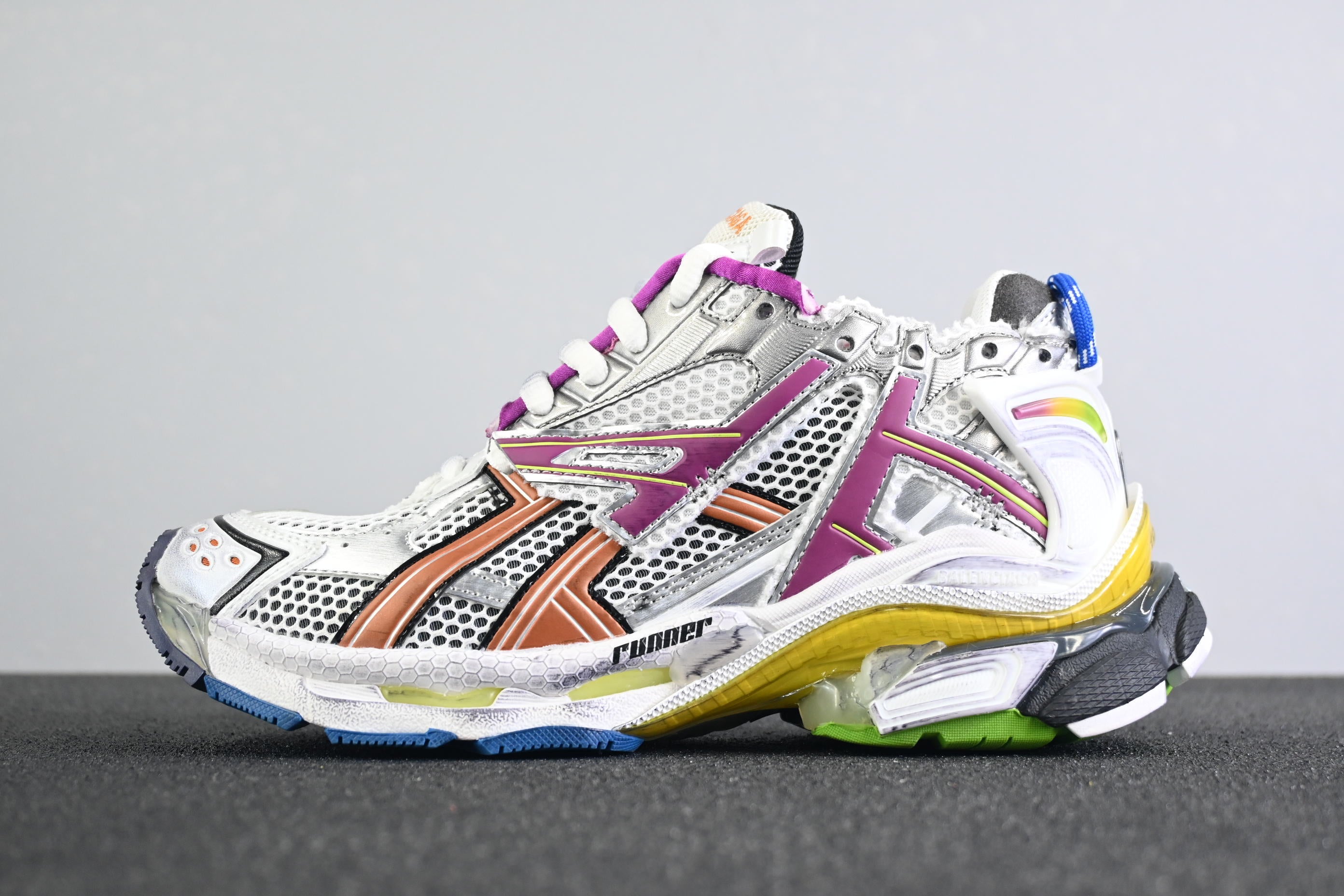 Balenciaga Runner